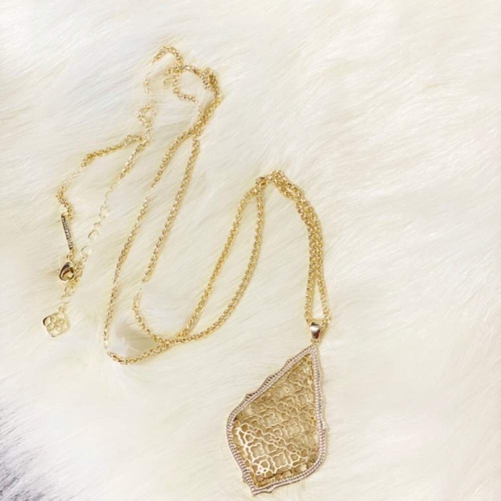 Kendra Scott Aiden Gold Long Pendant Necklace In Gold Filigree Mix